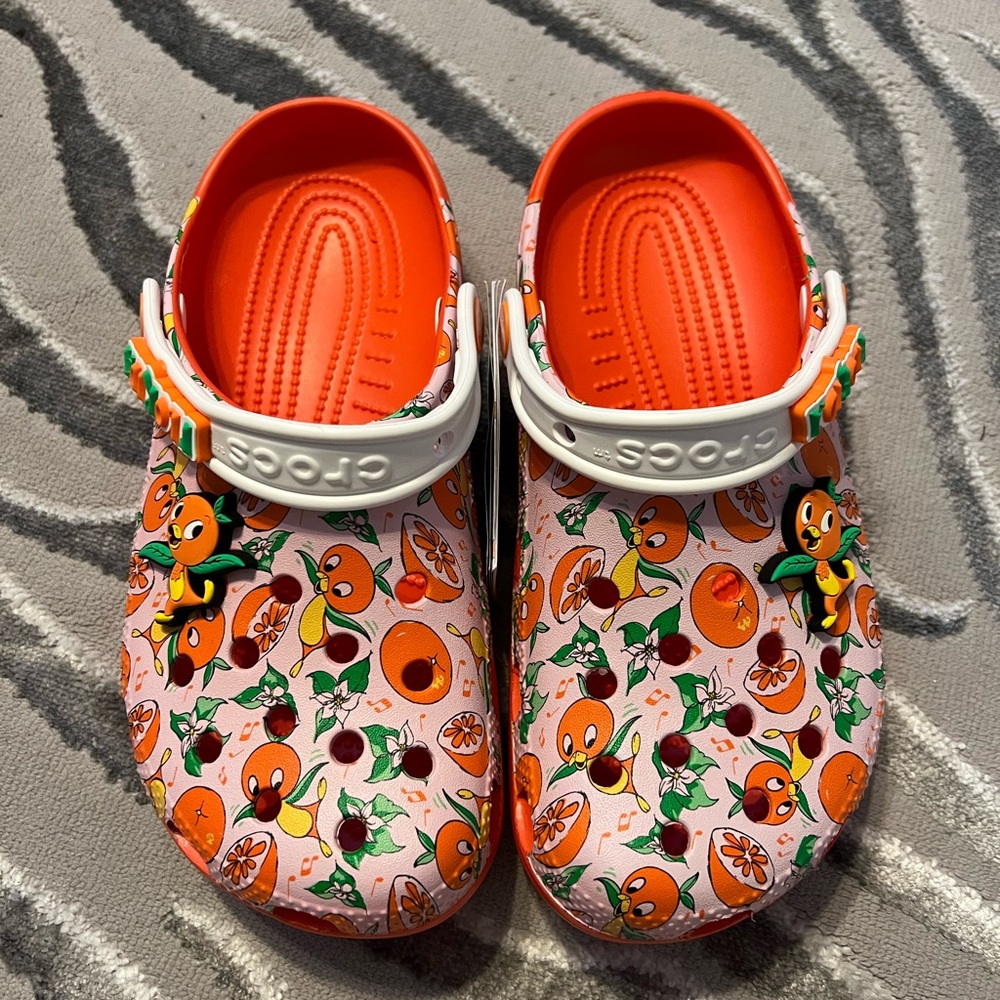 New Disney Florida orange bird crocs M5/W7